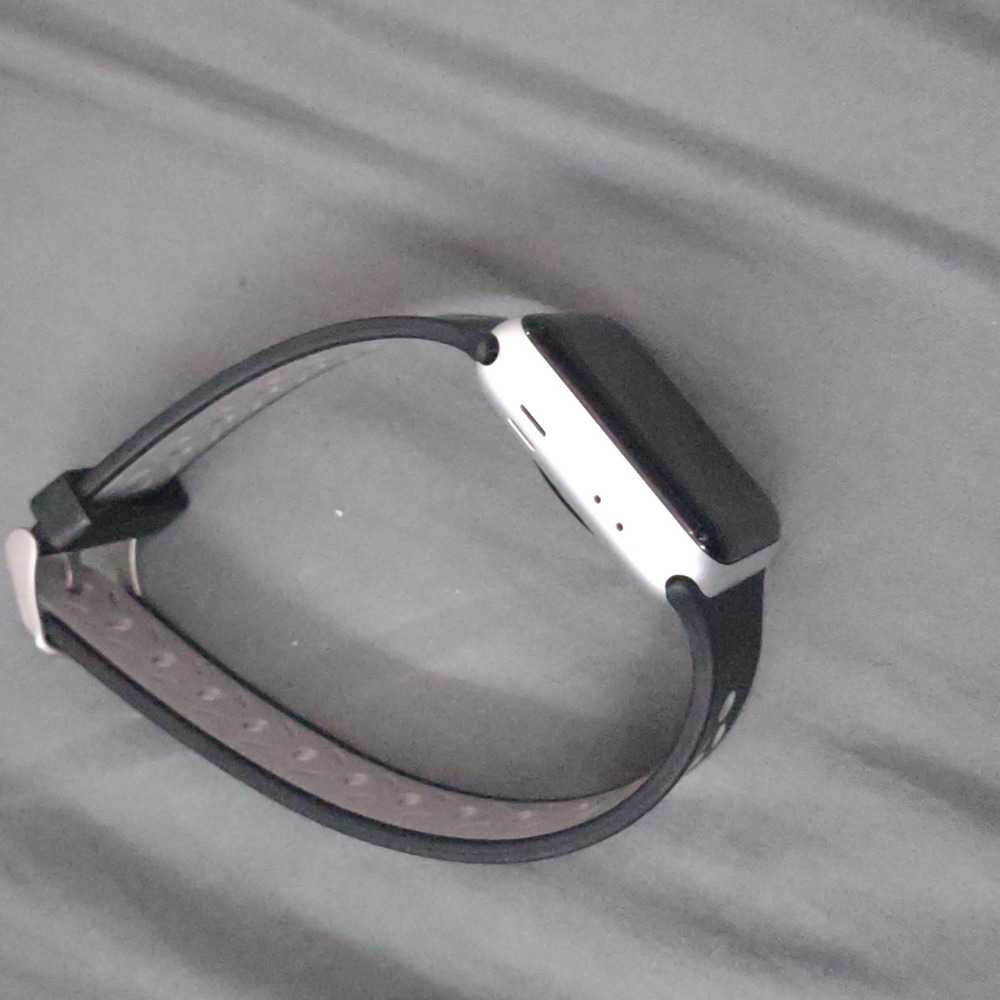 apple watch series 3